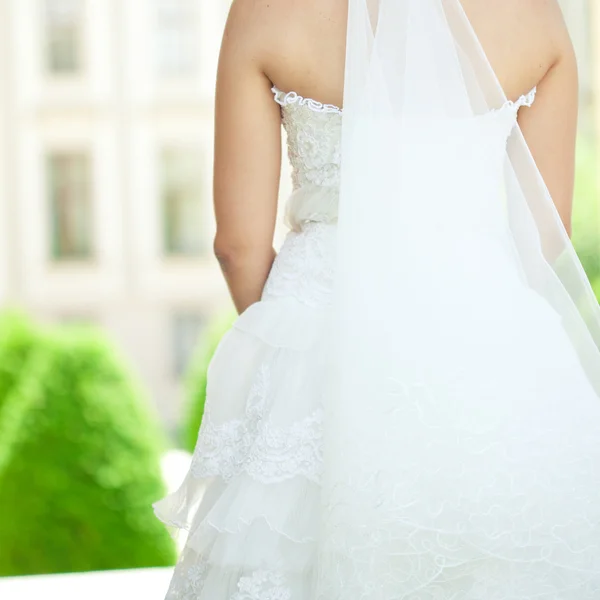 美丽的婚纱礼服的背景 — 图库照片