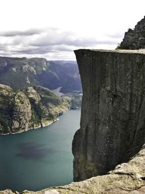 Preikestolen fiyort