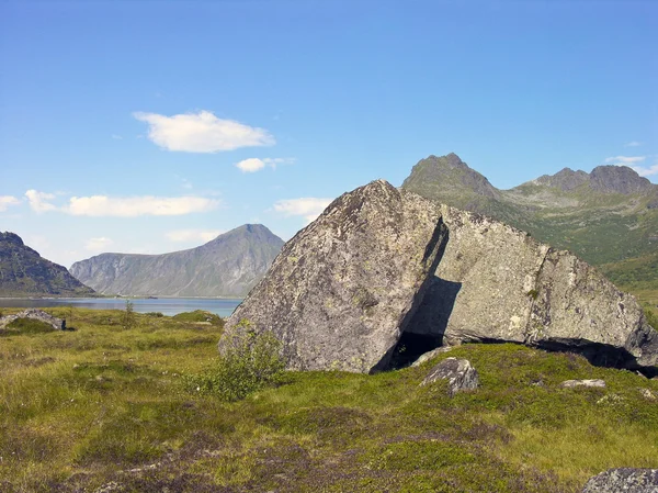 Noruega paisagem rochosa — Fotografia de Stock