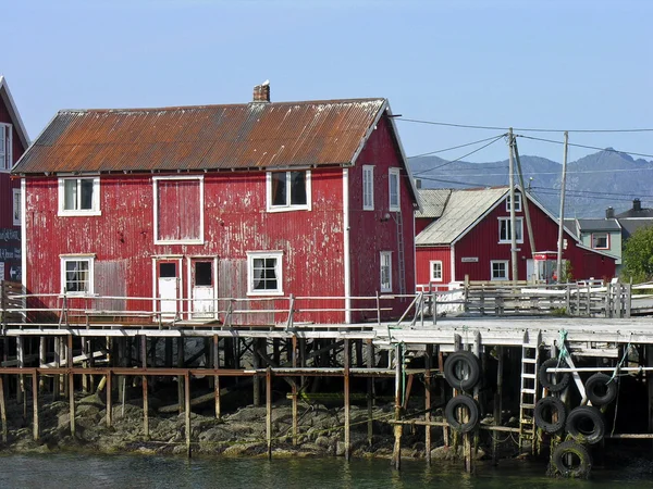 Разрушенный скандинавский дом — стоковое фото