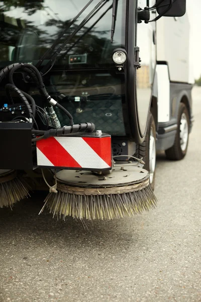 Sokak süpürme aracı — Stok fotoğraf