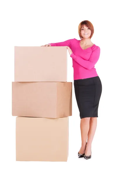 Affärskvinna med lådor — Stockfoto