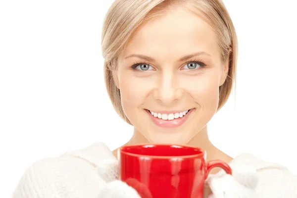 Mujer con taza roja — Foto de Stock