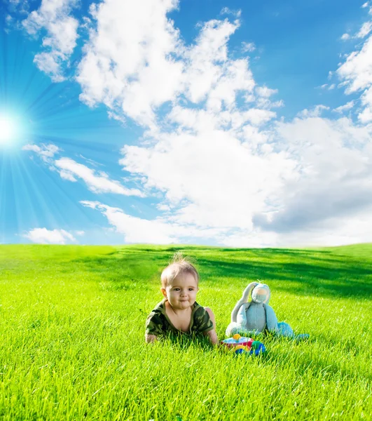 Baby on grass — Stock Photo, Image