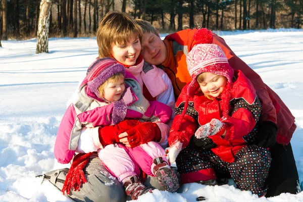 Cheerful winter family — Stock Photo, Image
