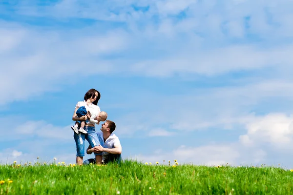 Parents playing with offspring — Stock Photo, Image