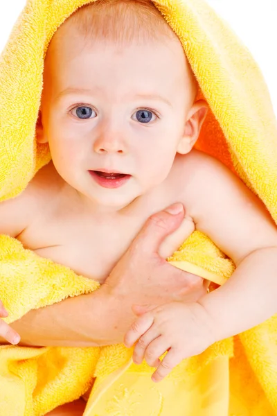 Mãe mão segurando bebê — Fotografia de Stock