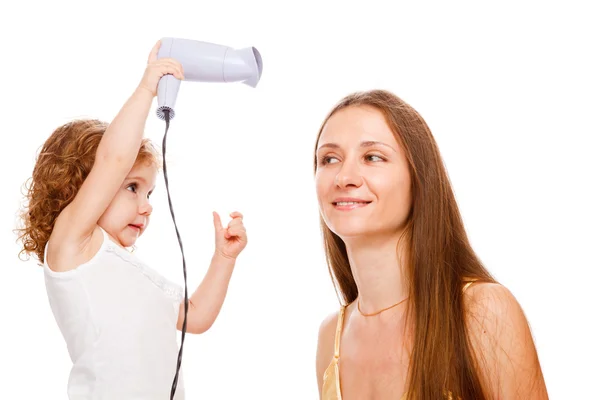 Drying mom's hair — Stock Photo, Image
