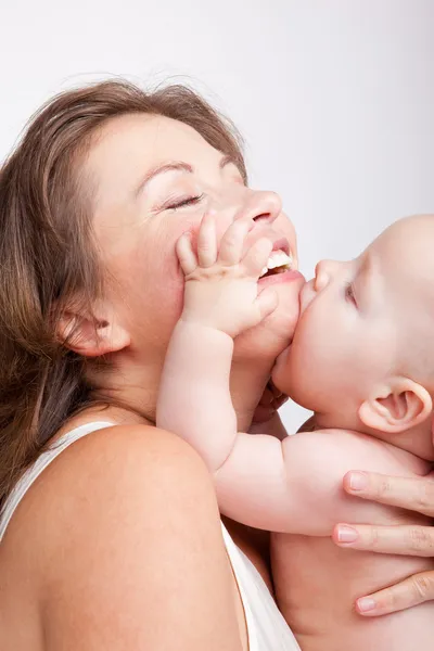Mãe e bebê — Fotografia de Stock