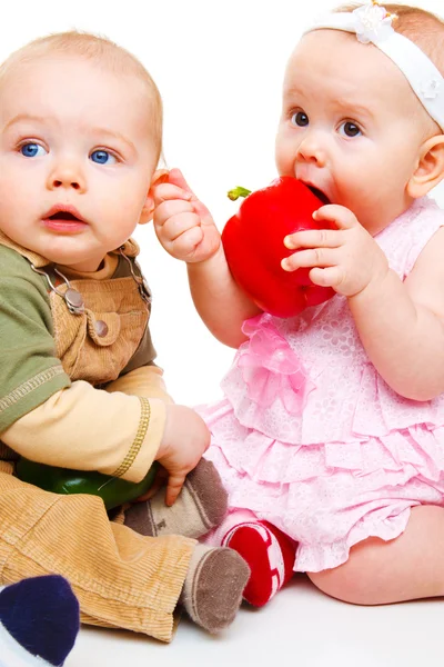 Два сладких ребенка — стоковое фото