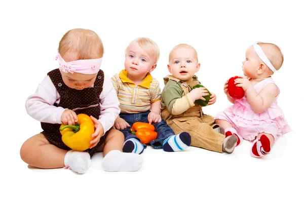 Négy kisgyermekek — Stock Fotó