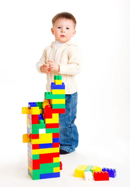 Toddler building — Stockfoto