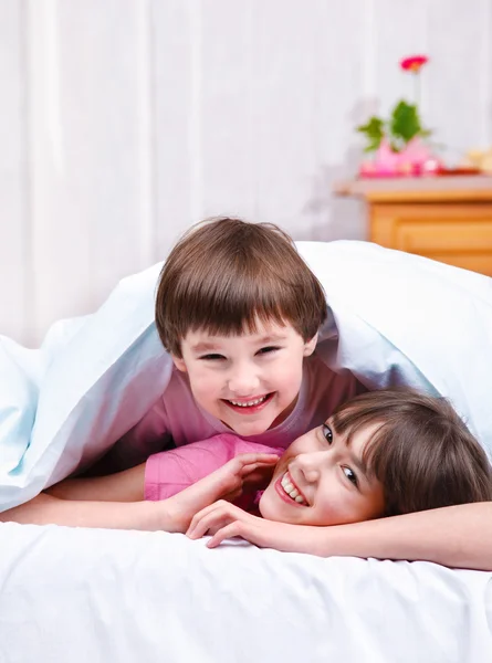 Happy brother and sister — Stock Photo, Image