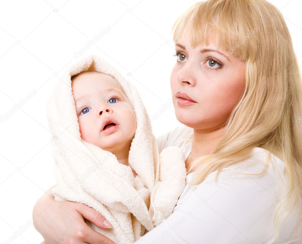 http://static6.depositphotos.com/1018113/577/i/950/depositphotos_5774435-Mom-embracing-baby.jpg