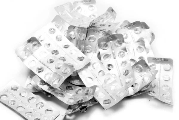 Envase de medicamentos en blanco —  Fotos de Stock