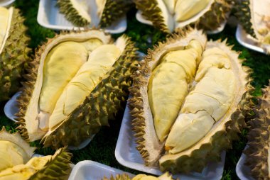 Durian pazarda.