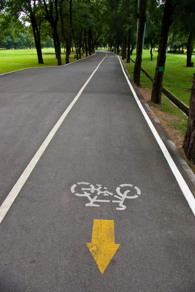 Bike way sign on the road — Stock Photo, Image