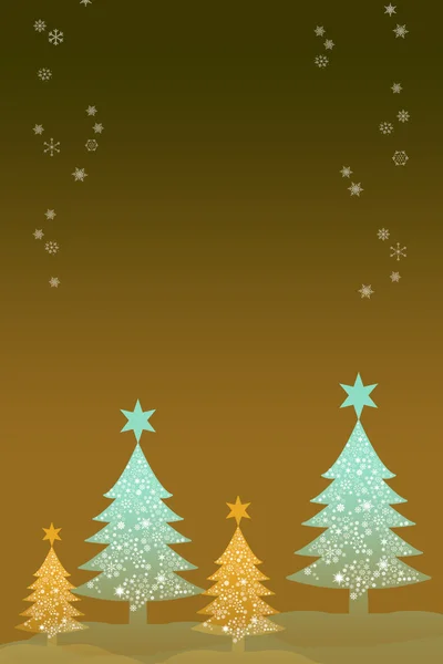 Різдвяна ялинка з фоном снігового неба — стокове фото