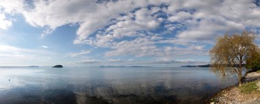 Lake Taupo clipart