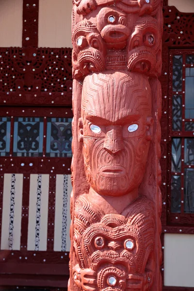 Maori szobor-a rotorua — Stock Fotó