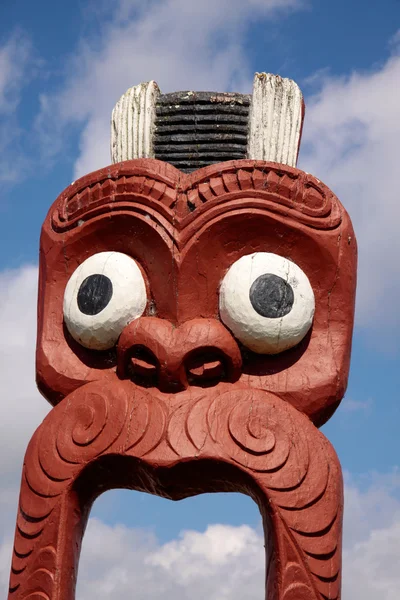 Maori statua w rotorua — Zdjęcie stockowe