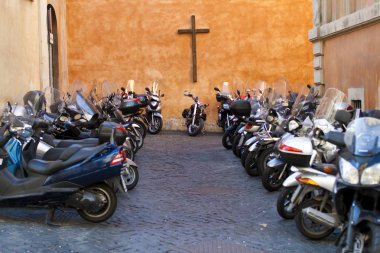 Motosiklet tehlikeli taşıma olduğunu