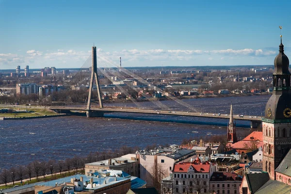 Vista su un ponte a Riga — Foto Stock