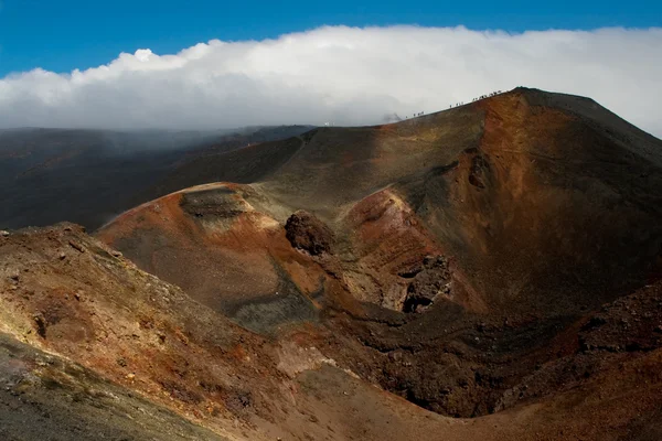 화산으로 분화구의 경사면 — 스톡 사진