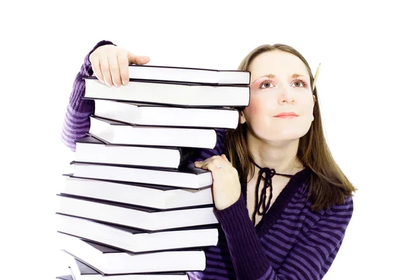 Femme preperaing pour examen avec des tonnes de livres — Photo