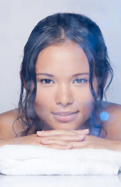 Portret van de schoonheid in de spa — Stockfoto