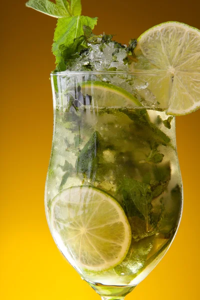 Närbild av lemonad fräsch drink — Stockfoto