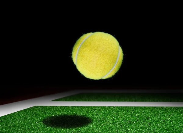 Pista de tenis y caída de pelota — Foto de Stock