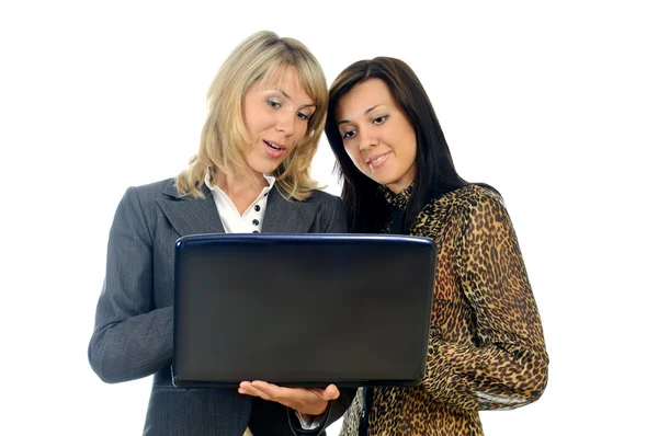 Kvinnor med en bärbar dator — Stockfoto