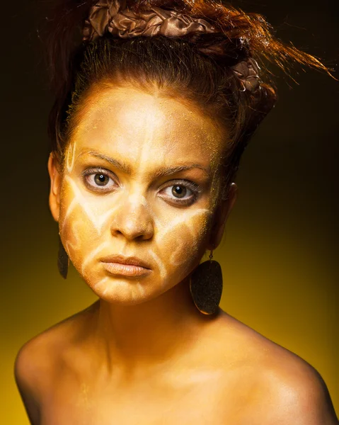 Afrikaanse vrouwelijke mode gezicht — Stockfoto