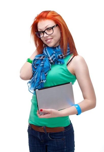 Щаслива дівчина з ноутбуком — стокове фото