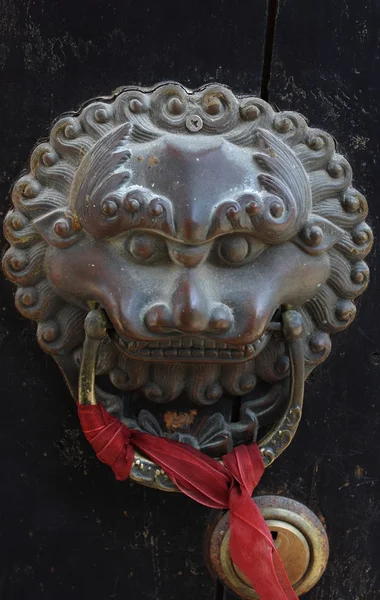 Chinese door knob — Stock Photo, Image