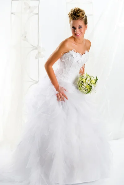 Beautiful cheerful bride — Stock Photo, Image
