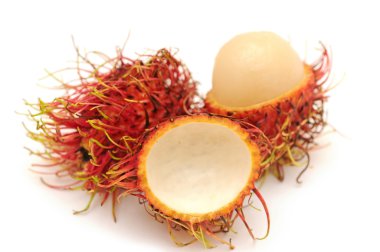 Rambutan ve bir kabuk soyma