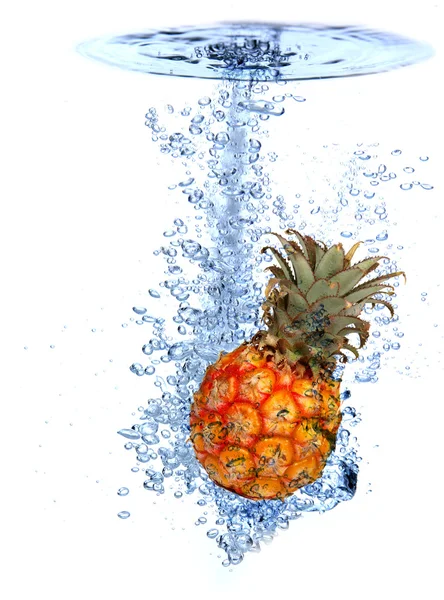 Salpicadura de agua de fruta —  Fotos de Stock