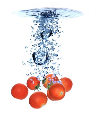 taze domates suya düştü