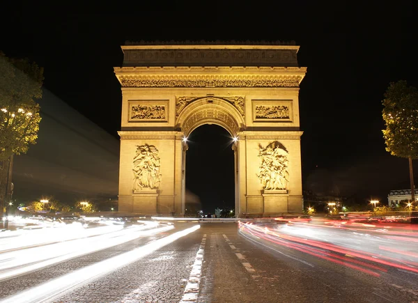 Hermosa vista nocturna del Arco del Triunfo, París, Francia — Foto de Stock