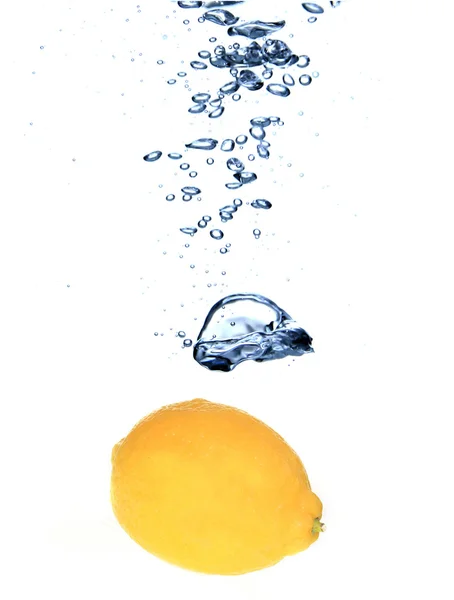 신선한 레몬 스플래시 — 스톡 사진