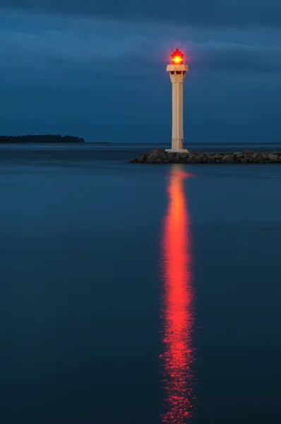 Lighthouse in Cannes at night — Stock Photo, Image