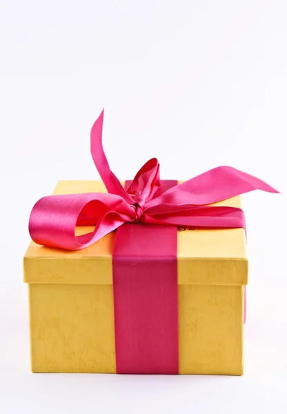 Yelloy present box with ribbon bow — Stock Photo, Image