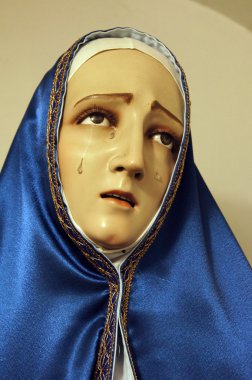 Statue with tears clipart