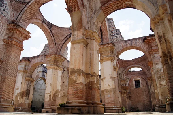 Ruinerna av domkyrkan — Stockfoto