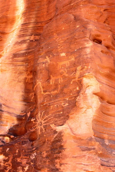 Petroglyphs at Valley of Fire - Nevada — Stock Photo, Image