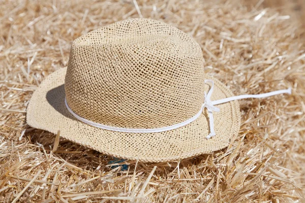stock image Hat over straw