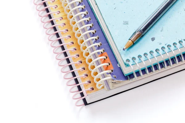 Iskola notebook és a toll — Stock Fotó