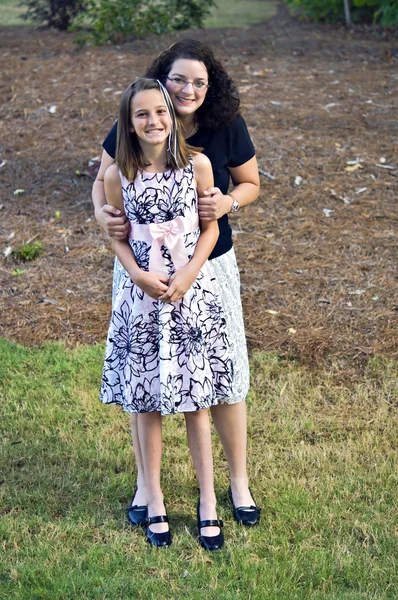 Büszke anya és lánya — Stock Fotó